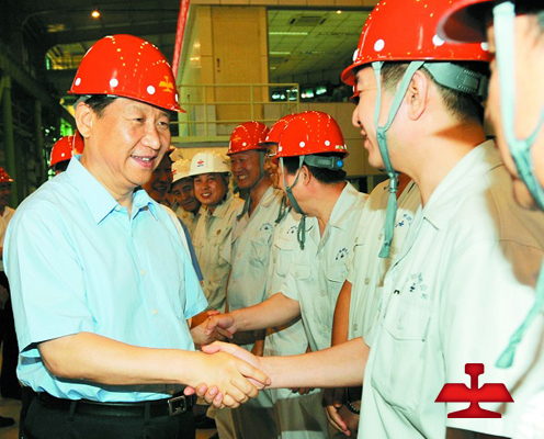 1959年毛泽东同志亲切接见全国著名劳动模范、足球胜负预测
老英雄孟泰